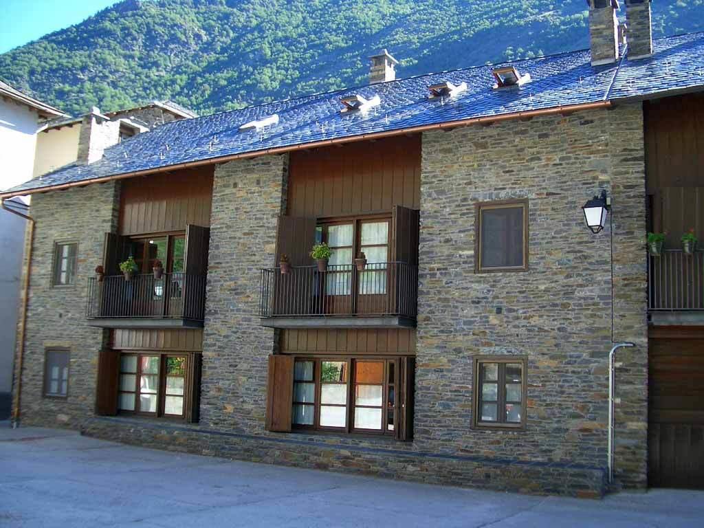 Apartaments Vall Ferrera Areu Exterior photo